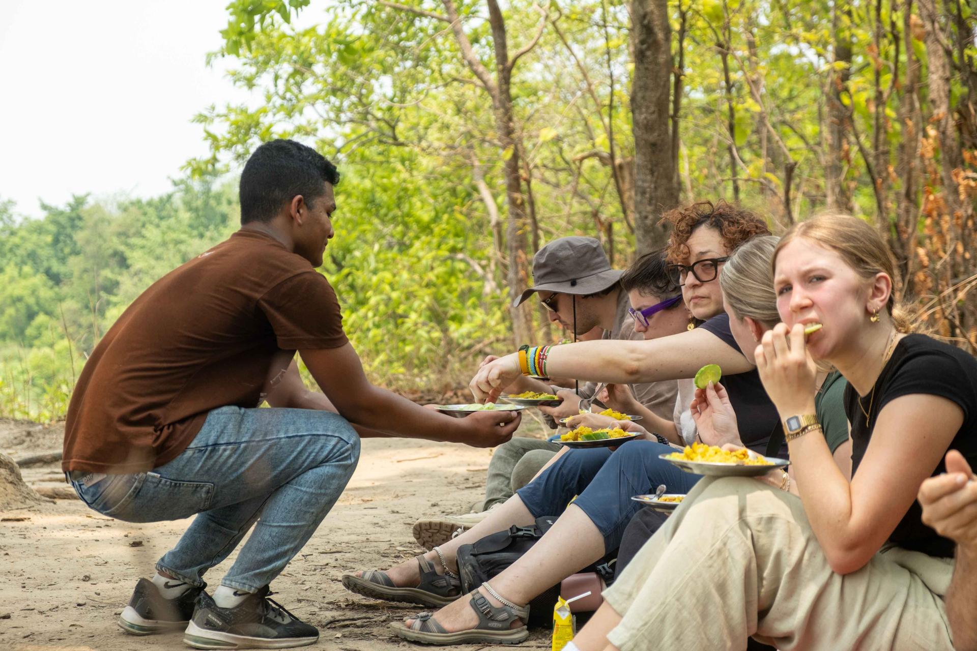 The Traces Of Terai and Its Tharu Heritage (8N/9D)